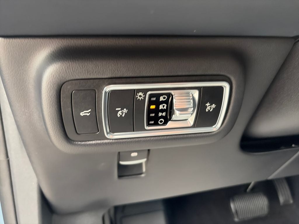 2025 Lincoln Nautilus Reserve