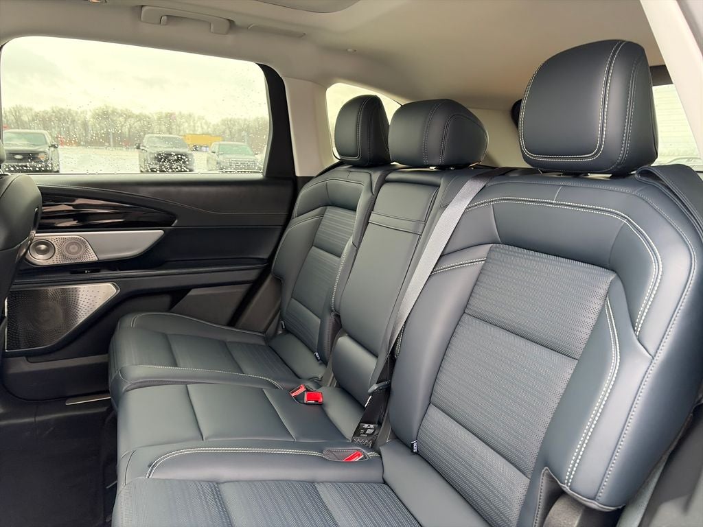 2025 Lincoln Nautilus Reserve