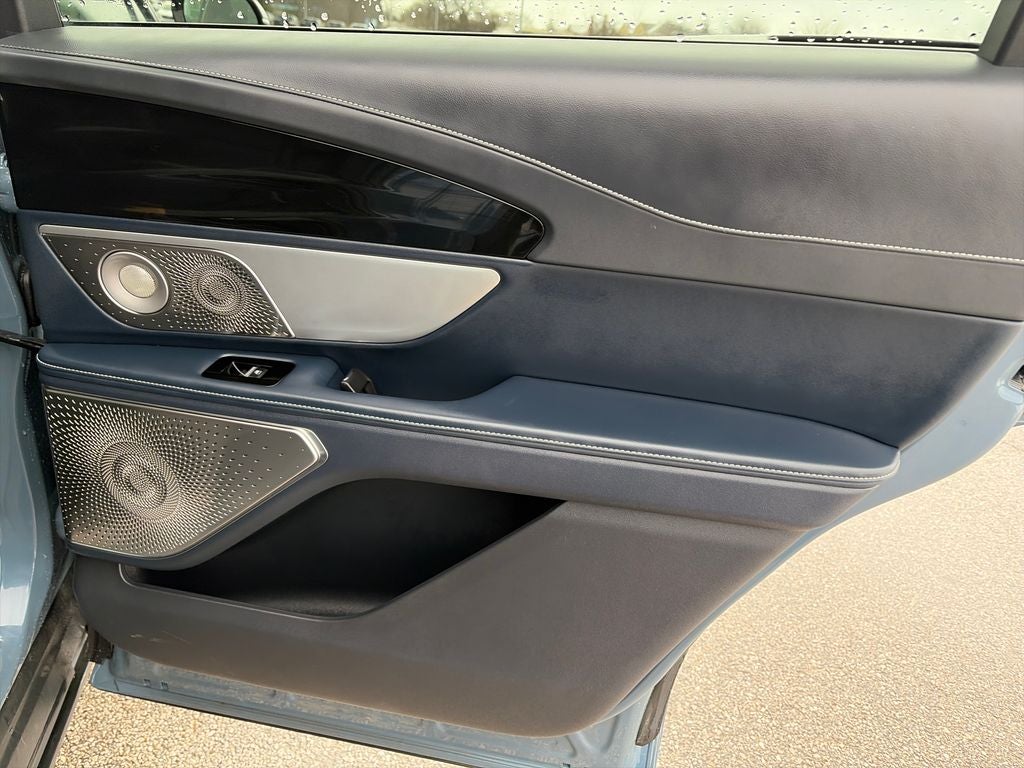 2025 Lincoln Nautilus Reserve