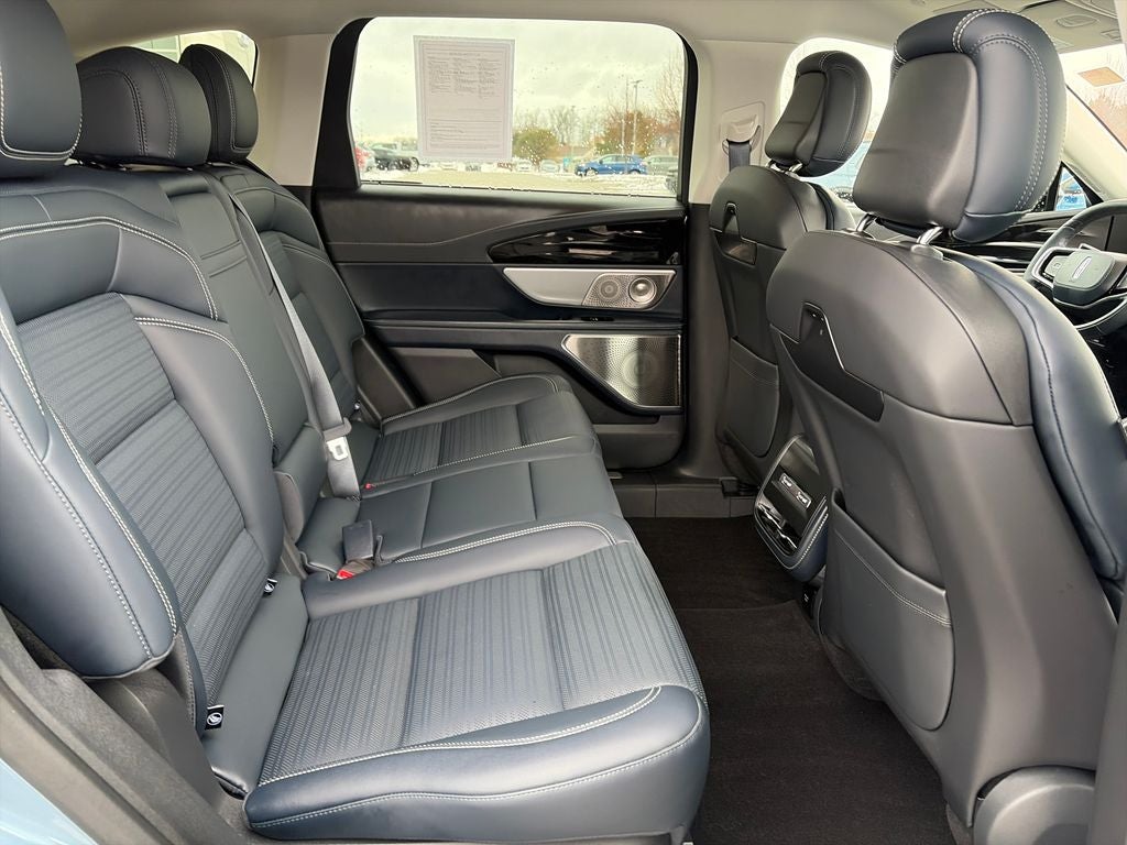 2025 Lincoln Nautilus Reserve