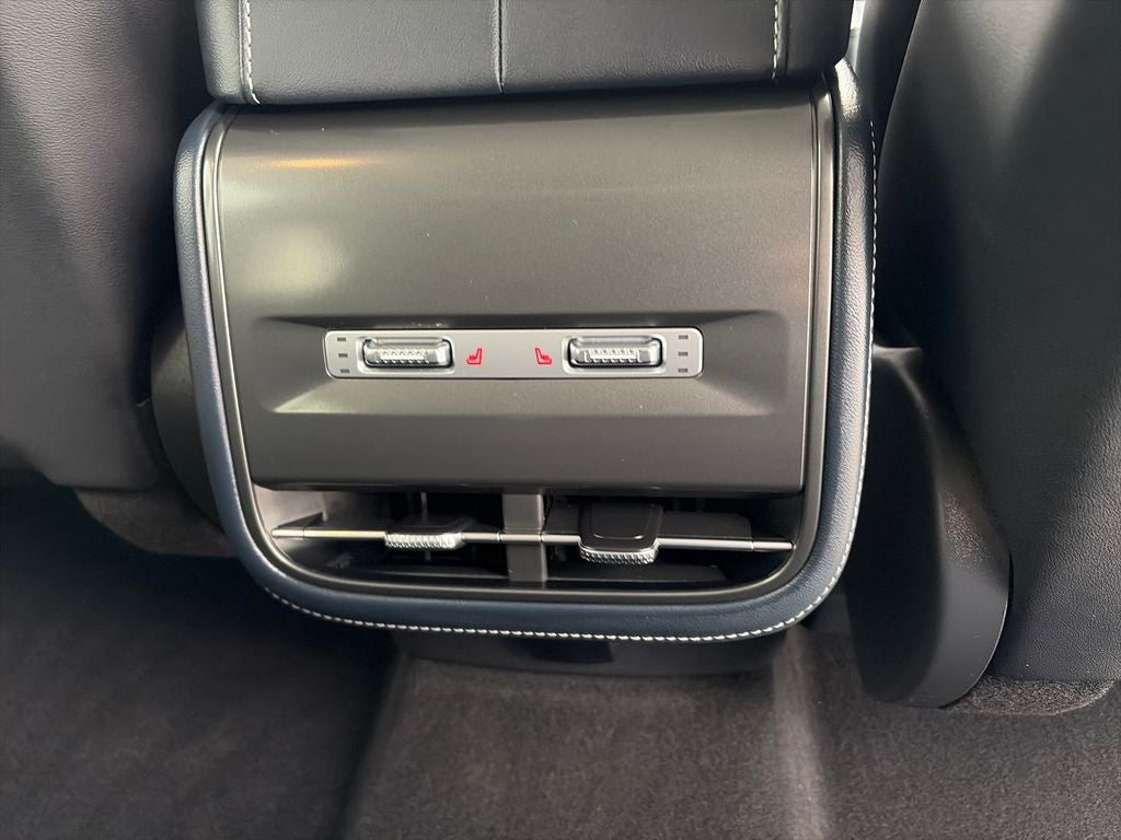 2025 Lincoln Nautilus Reserve