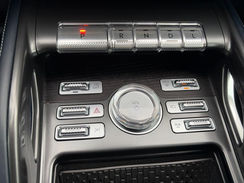 2025 Lincoln Nautilus Reserve