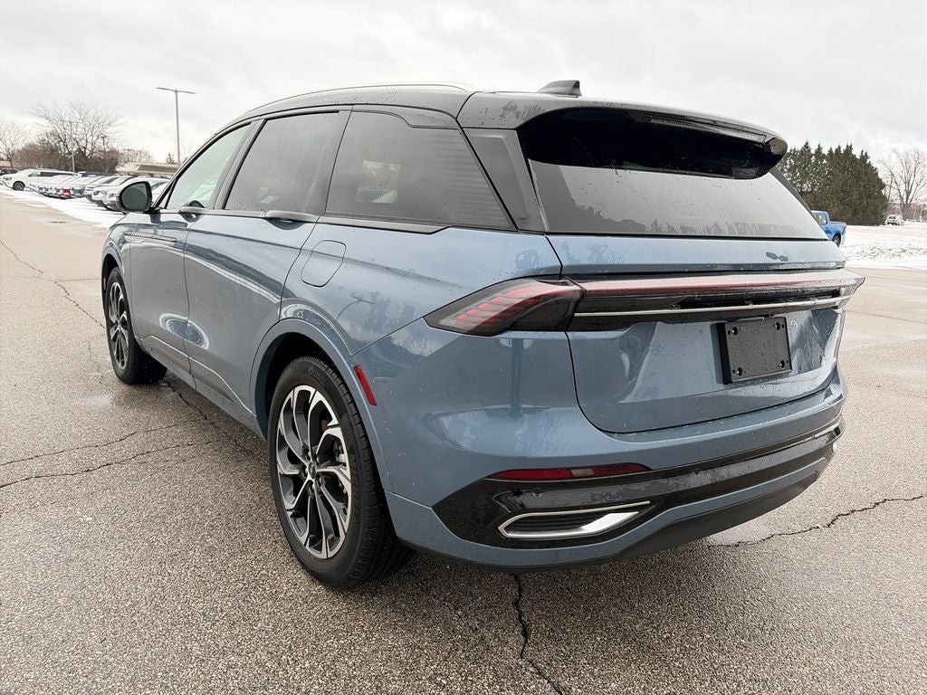 2025 Lincoln Nautilus Reserve