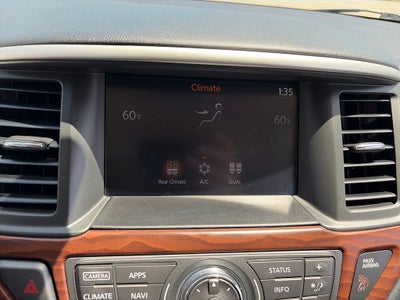 2017 Nissan Pathfinder Platinum 1 owner