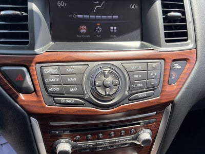 2017 Nissan Pathfinder Platinum 1 owner