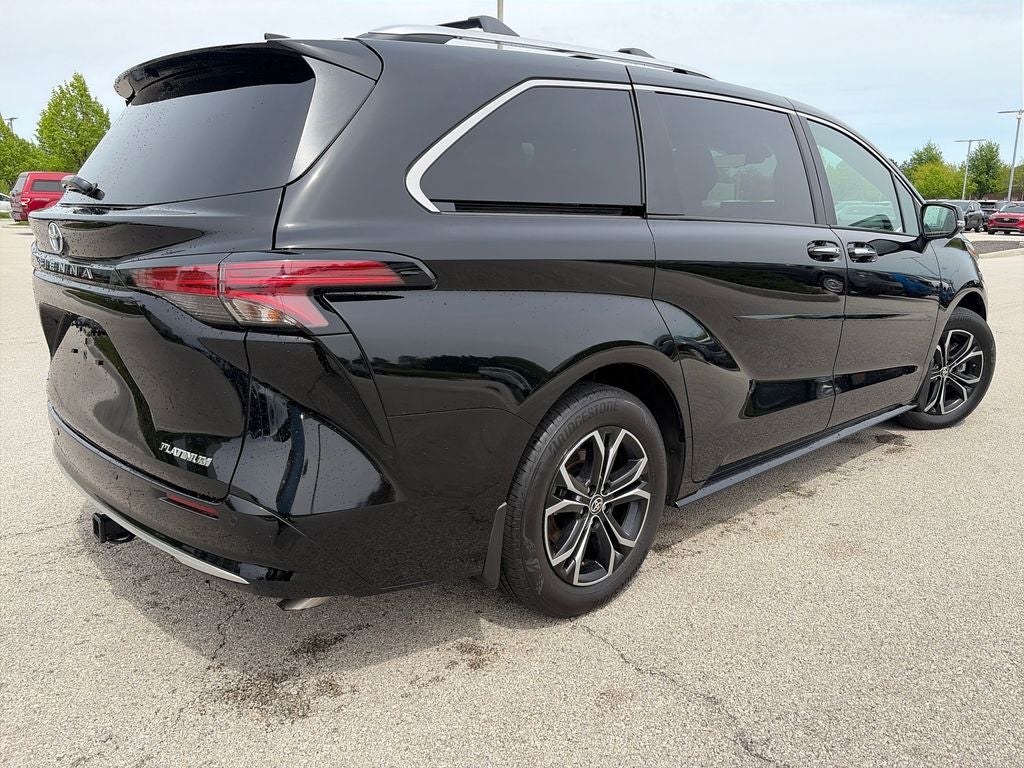 2025 Toyota Sienna Platinum 7 Passenger