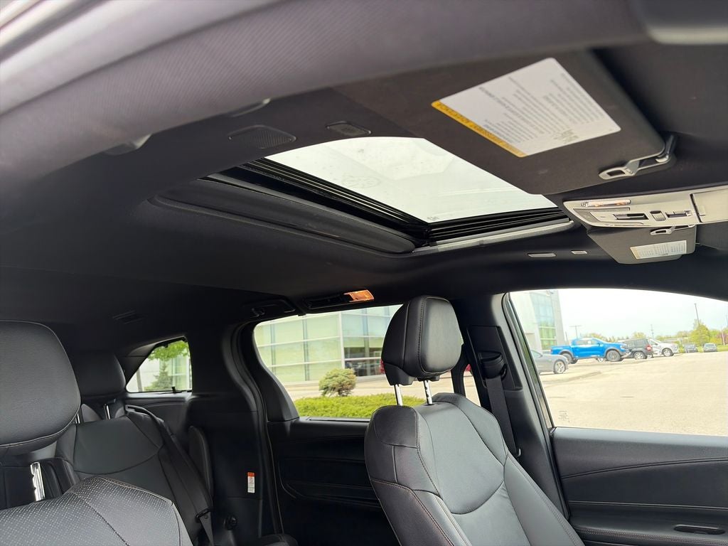 2025 Toyota Sienna Platinum 7 Passenger