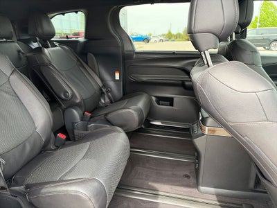 2025 Toyota Sienna Platinum 7 Passenger