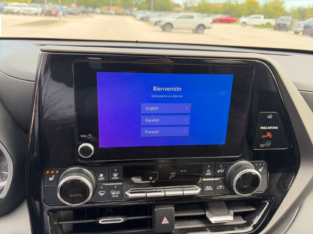 2023 Toyota Highlander XLE