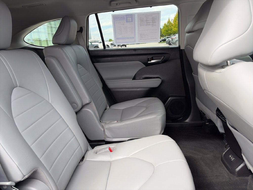 2023 Toyota Highlander XLE
