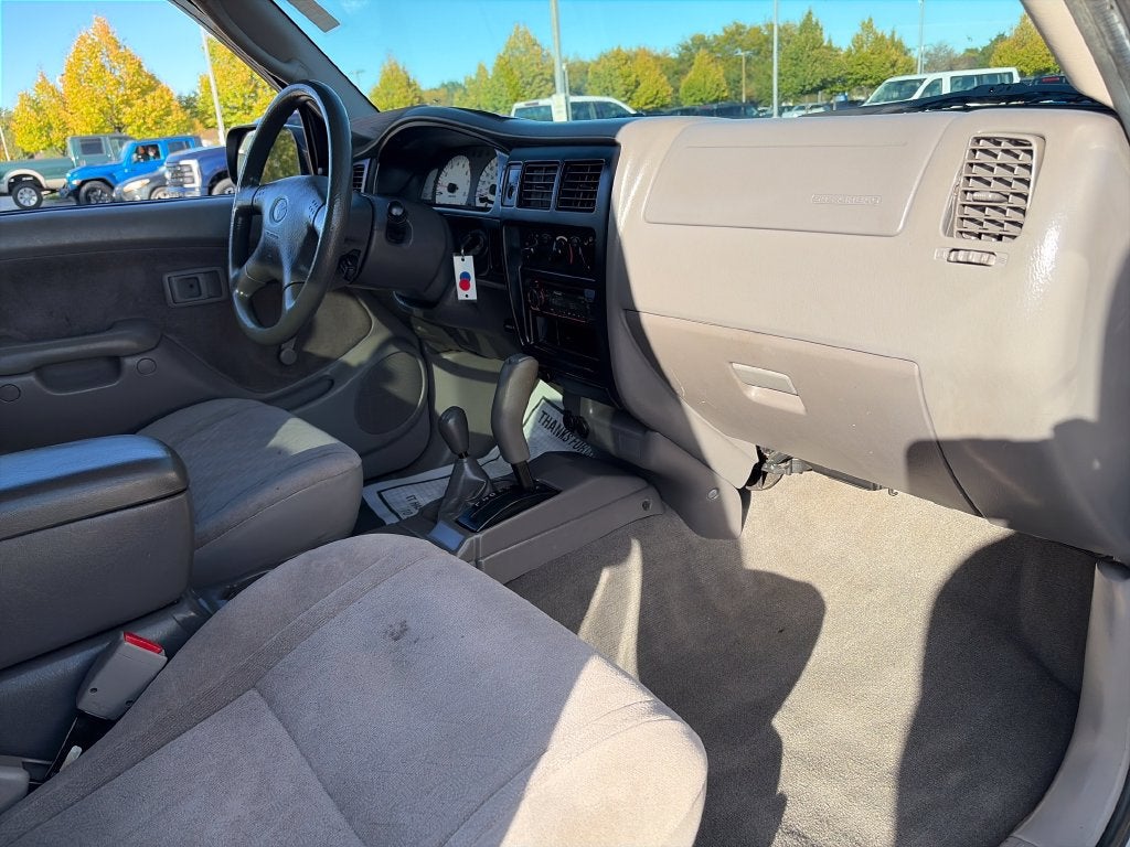 2003 Toyota Tacoma Base