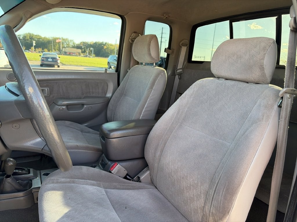 2003 Toyota Tacoma Base