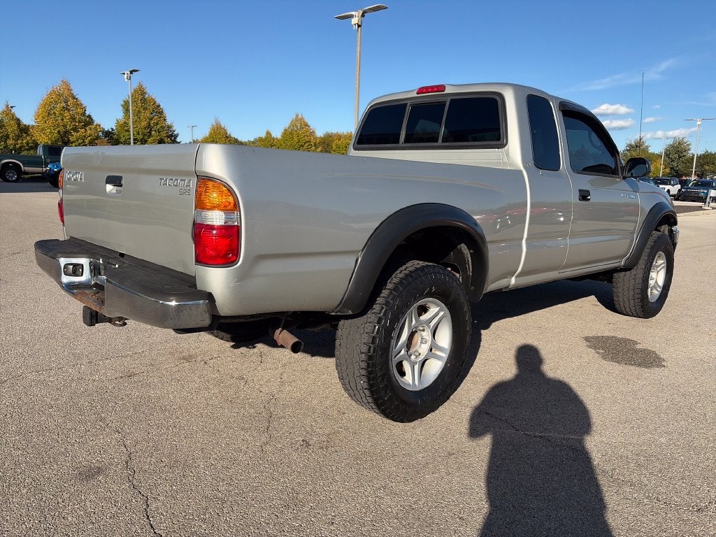 2003 Toyota Tacoma Base