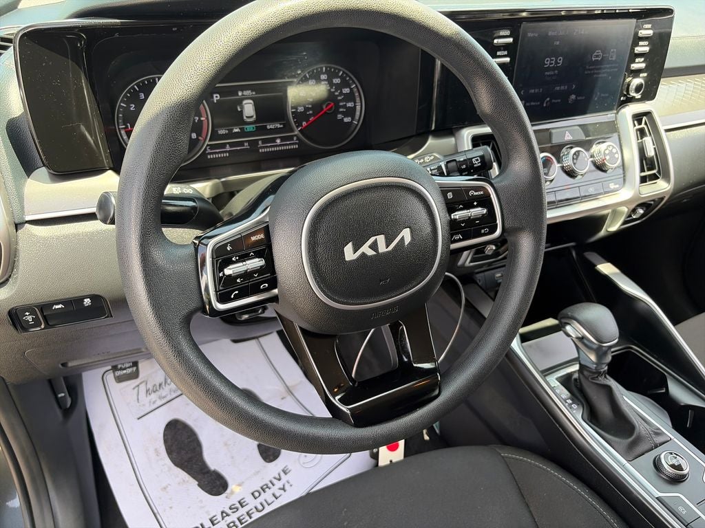 2022 Kia Sorento LX
