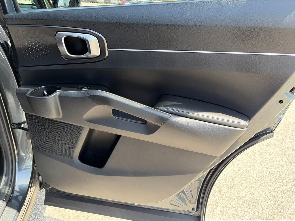 2022 Kia Sorento LX