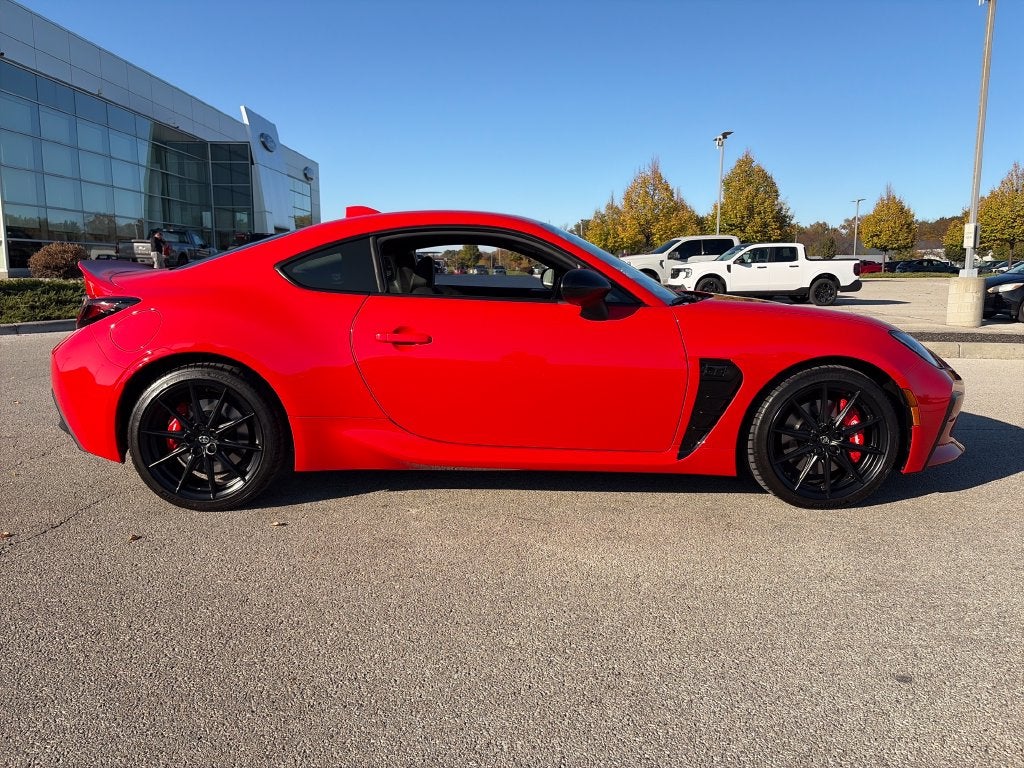 2025 Toyota GR86 Premium