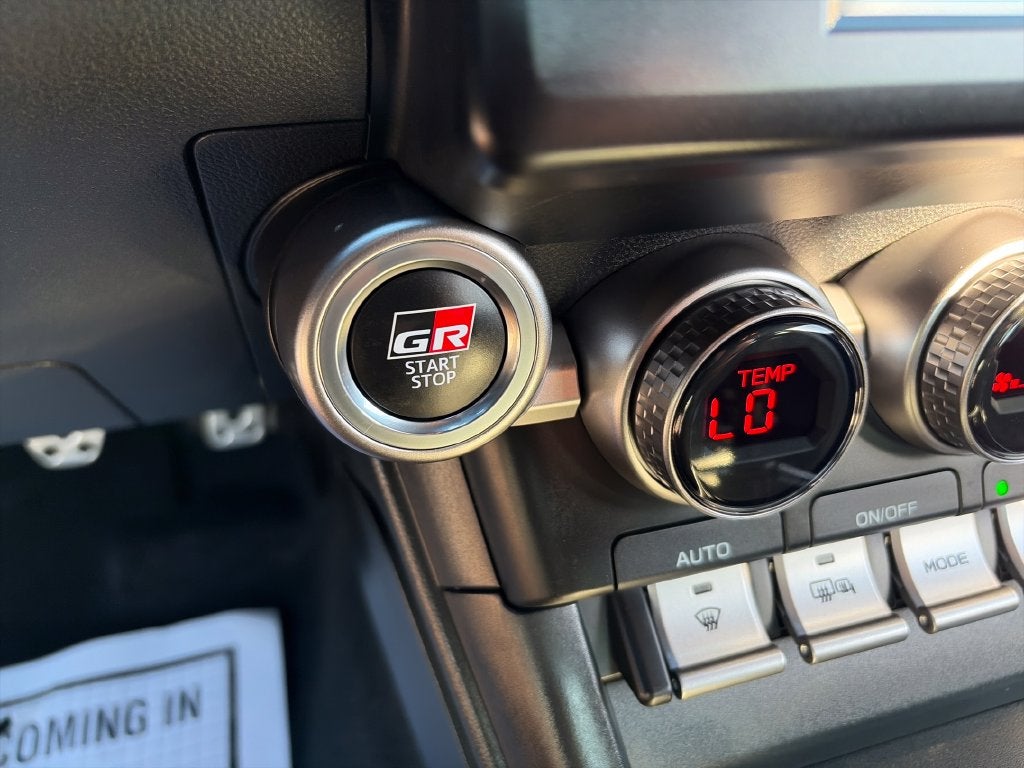 2025 Toyota GR86 Premium