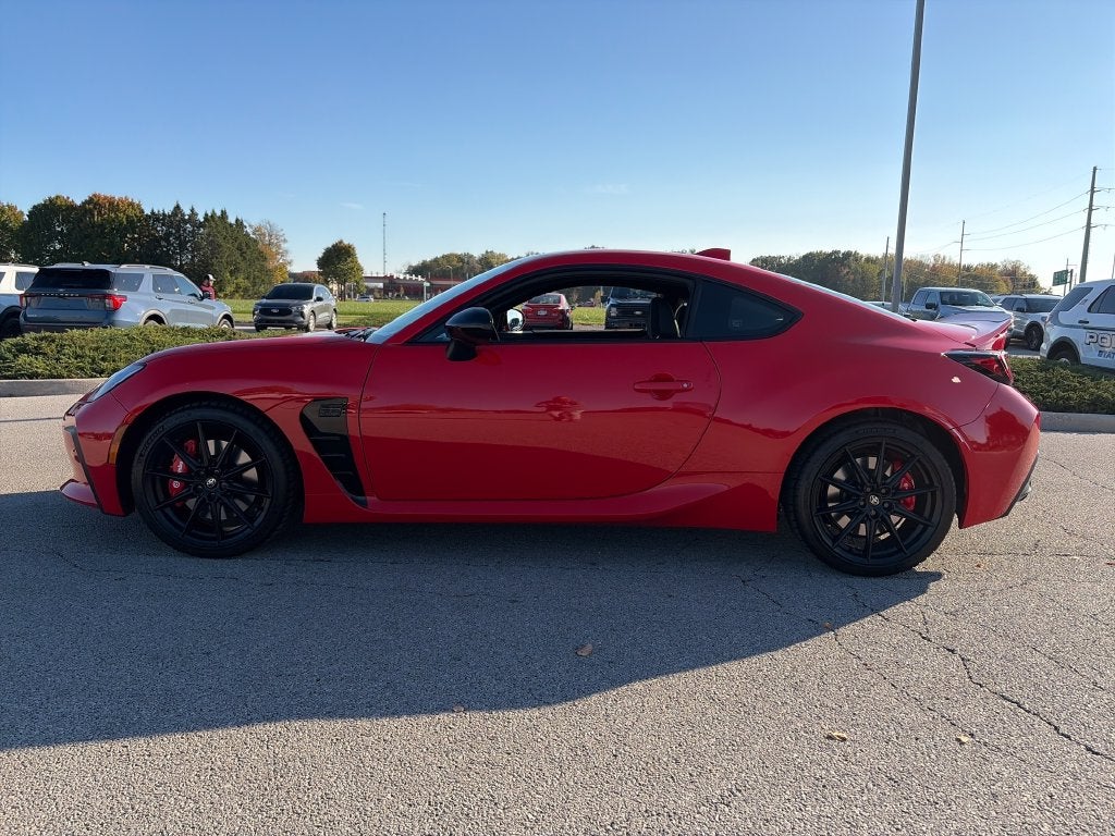 2025 Toyota GR86 Premium