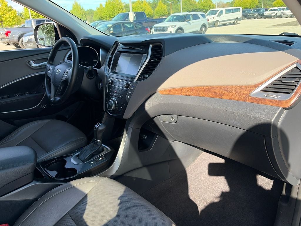 2017 Hyundai Santa Fe SE Ultimate