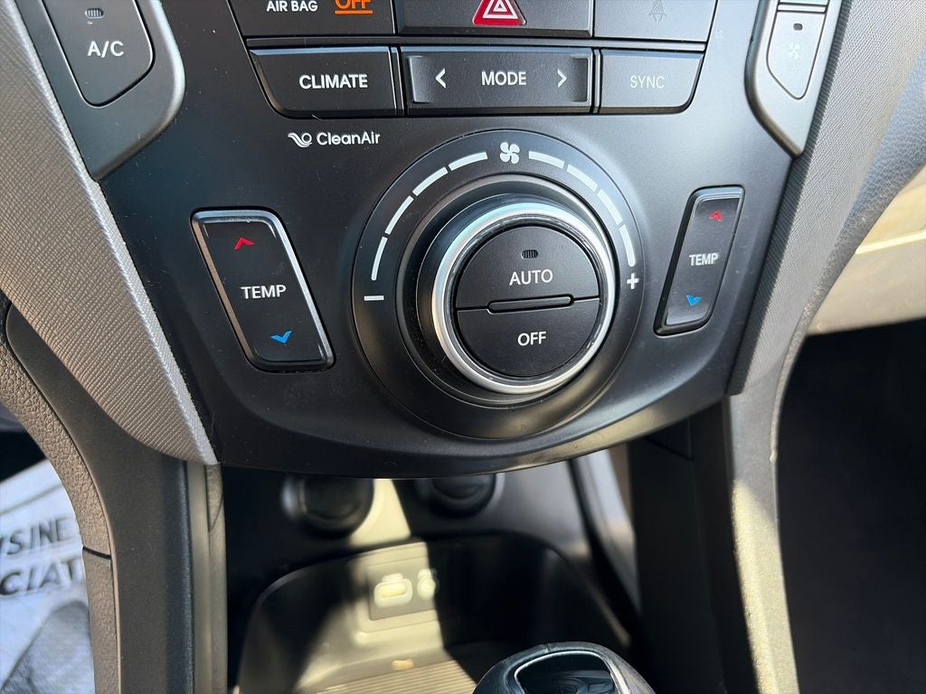 2017 Hyundai Santa Fe SE Ultimate