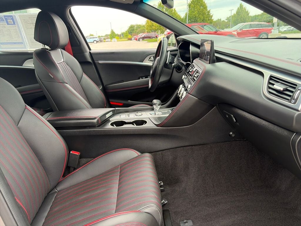 2023 Genesis G70 3.3T