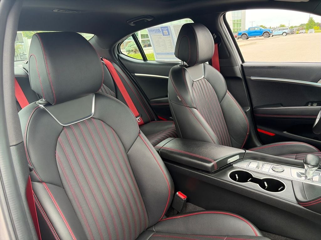 2023 Genesis G70 3.3T