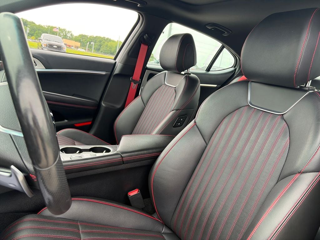 2023 Genesis G70 3.3T