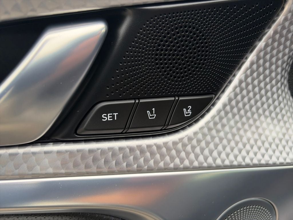 2023 Genesis G70 3.3T