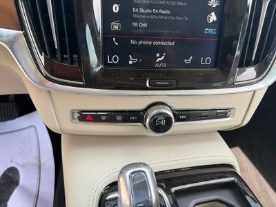 2019 Volvo S90 Hybrid T8 Inscription