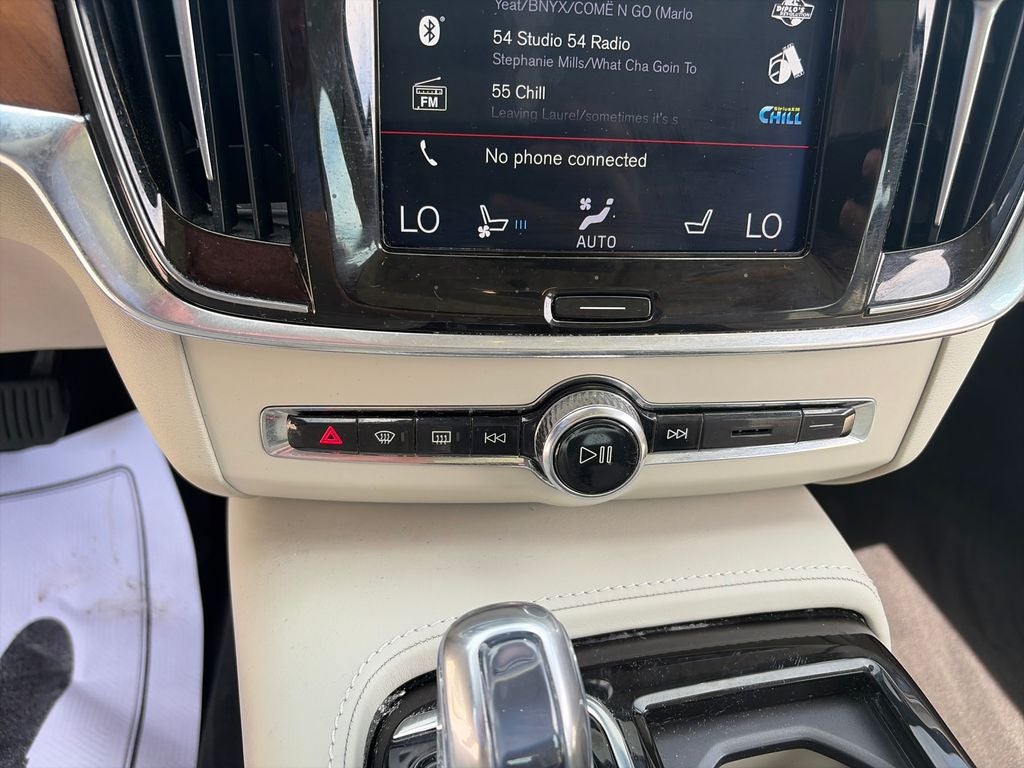 2019 Volvo S90 Hybrid T8 Inscription