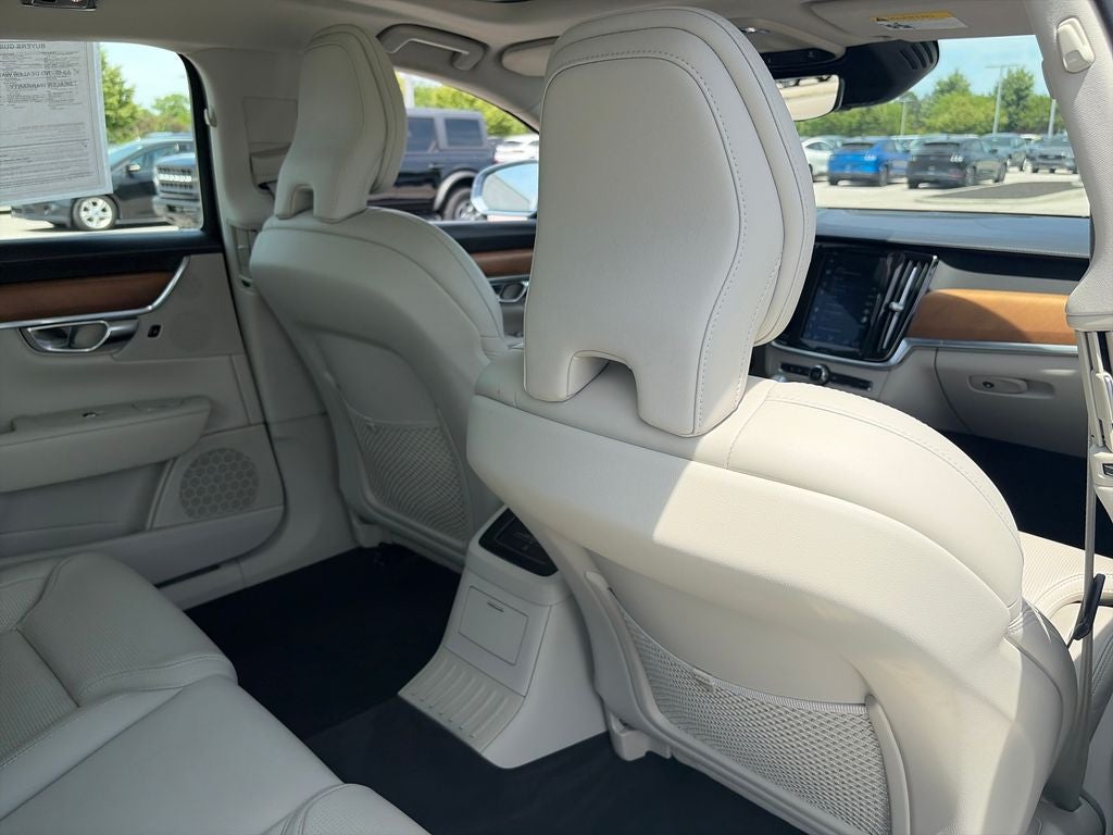 2019 Volvo S90 Hybrid T8 Inscription