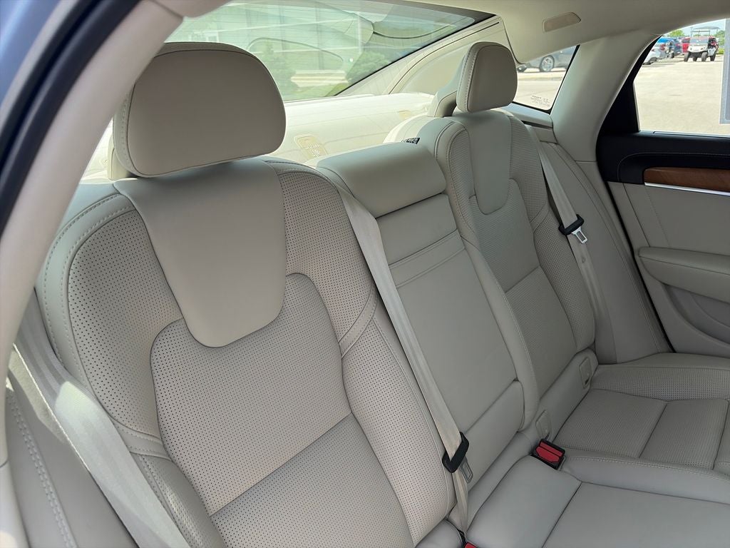 2019 Volvo S90 Hybrid T8 Inscription