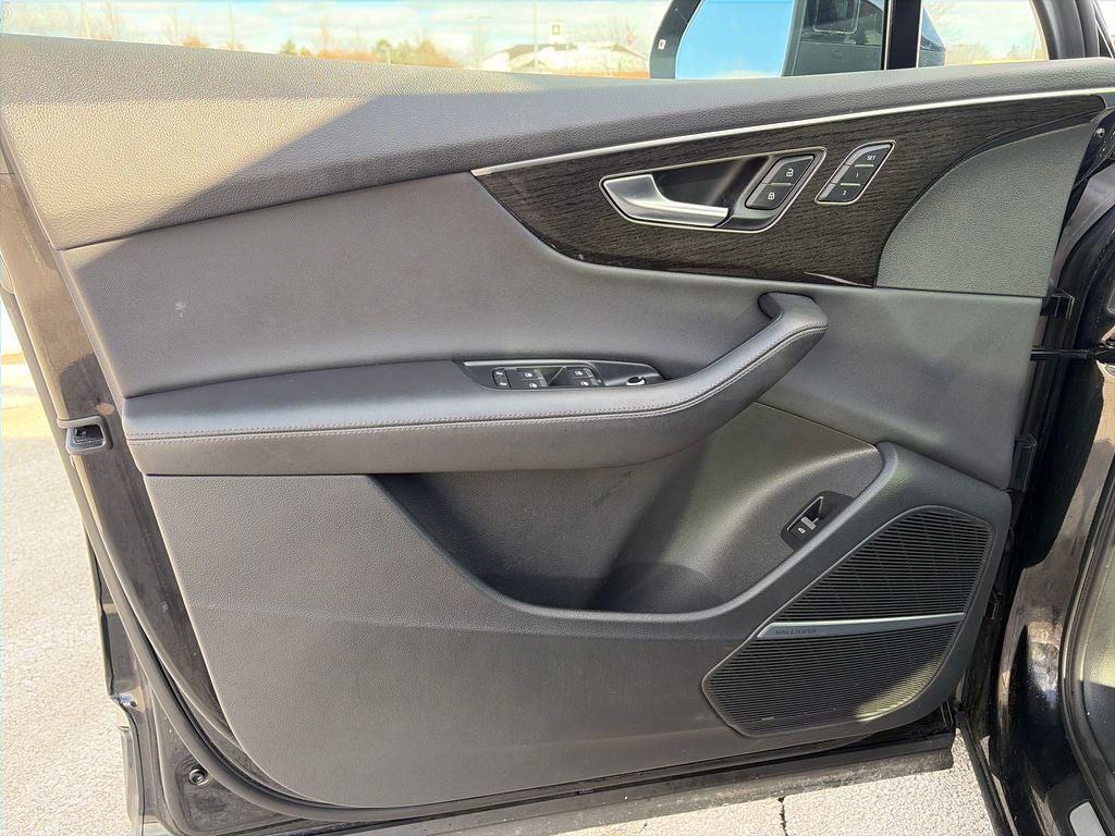 2023 Audi Q7 55 Premium Plus quattro