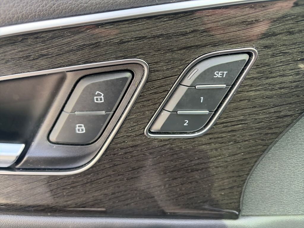 2023 Audi Q7 55 Premium Plus quattro